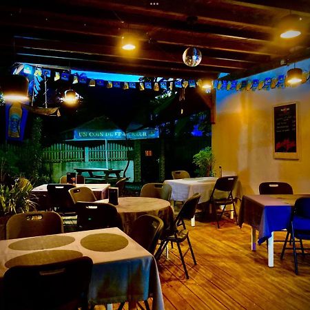 Jacktavern - Auberge De Jeunesse Pointe-Noire Bagian luar foto
