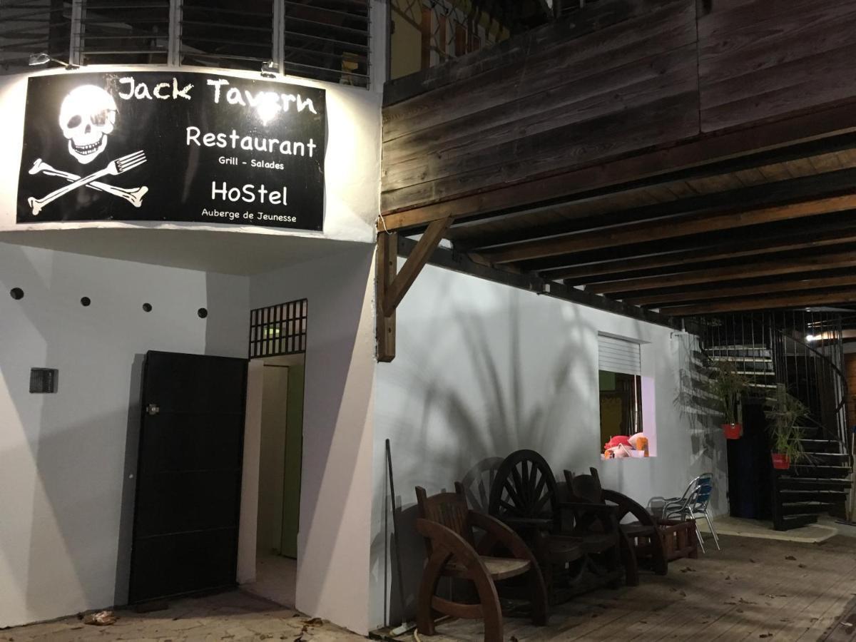 Jacktavern - Auberge De Jeunesse Pointe-Noire Bagian luar foto